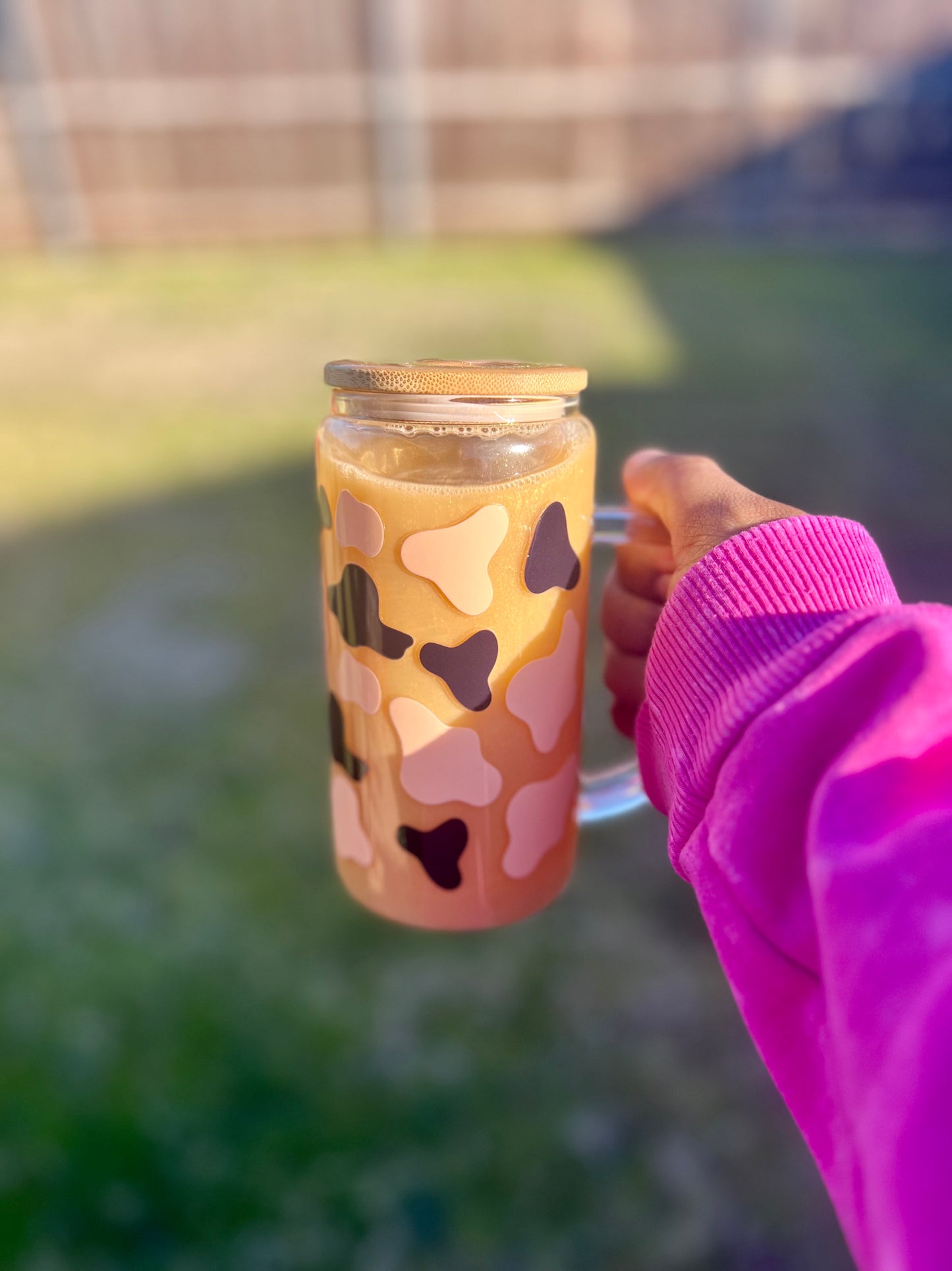 Golden Milky Snow Globe Cup